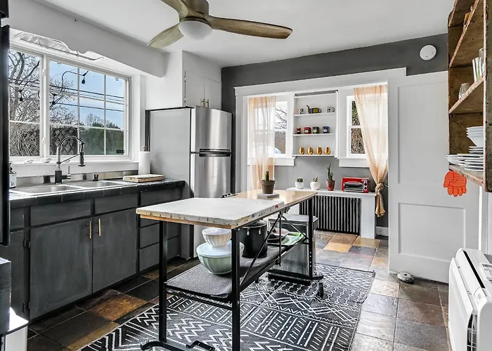 Asheville Urban Farmhouse Entire Home 4 Mi To Dt