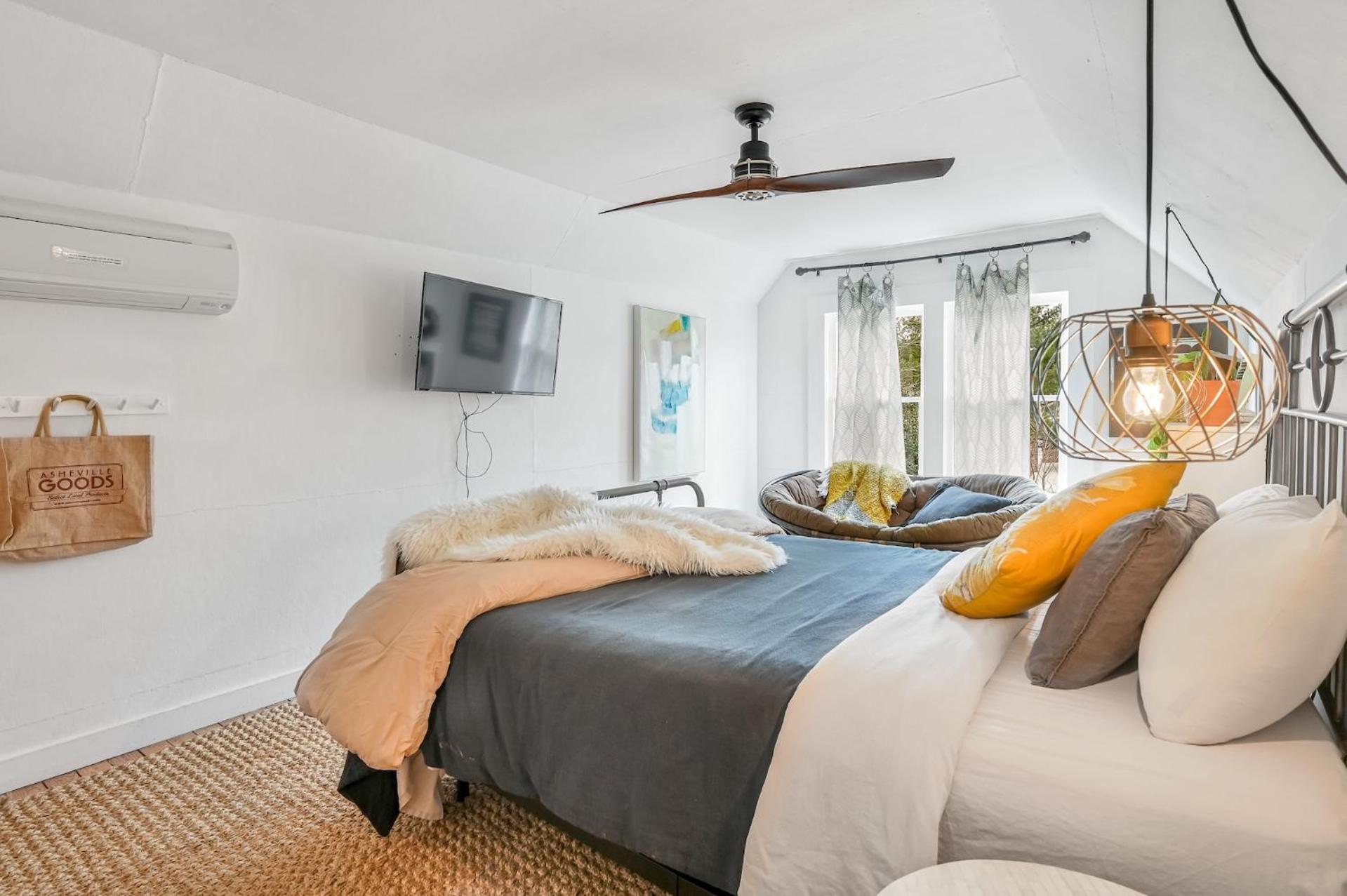 Holiday home Urban Entire 4 Mi To Dt
